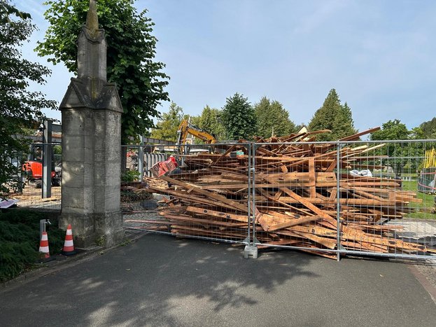 25-08-11_Friedhof_Umbau_4.jpg